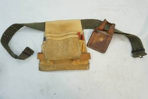 lot 95 image: Nicholas leather tool belt