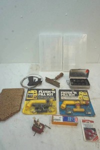 lot 158 image: animal comb and metal fly fishing tackle box