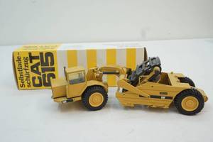lot 215 image: Caterpillar 615 elevating scraper