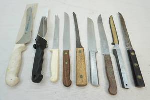lot 232 image: kitchen knives