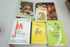 lot 233 image: cookbooks