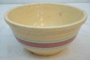 lot 275 image: ceramic mixing bowl