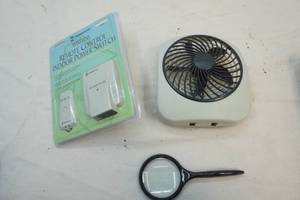 lot 300 image: Intermatic indoor power switch