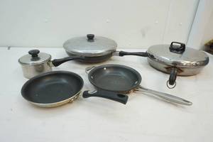 lot 317 image: cookware