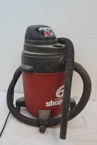 lot 335 image: shop vac 2.5 hp