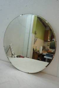 lot 356 image: vintage beveled round 28 mirror