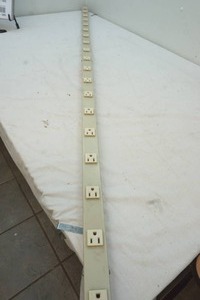 lot 364 image: 19 outlet strip
