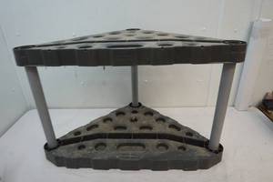lot 378 image: Rubbermaid tool corner caddy