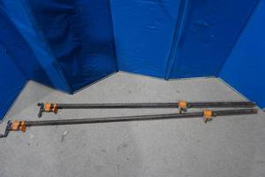 lot 393 image: 2 pipe clamps