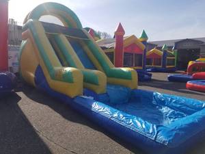 16 Front Entry Water Slide with Pool