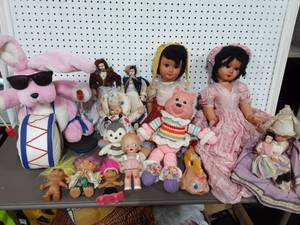 Lot Of Vintage Dolls, Trolls, Rubber Toys & Energizer Bunny