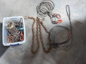 Lot Of Chain & Cables