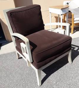 Nice Wood Framed Chair Sam Moore Furniture 28W X 36D X 36T