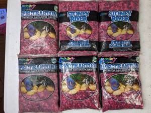 lot 329 image: Stoney River Premium Aquarium Berry Lake Gravel -  6 bags