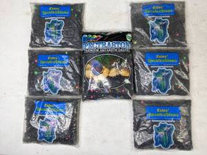 lot 319 image: Estes Spectrastone Premium Aquarium GravelAggregates (Black Lagoon)