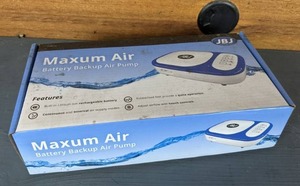 lot 249 image: NEW JBJ Maxum Air Battery Backup Air Pump