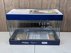lot 112 image: NEW Aqueon Rimless 5.5 Gal Rectangle Aquarium