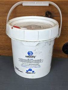 lot 617 image: NEW 6 lb. Bucket of Aquavitro Salinity for Reefs, Makes 20 Gallons