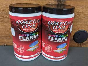 lot 643 image: NEW 2 Containers Omega One Super Color Flakes, 5.3 oz. Size