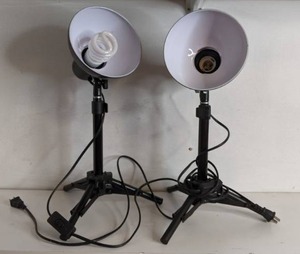 lot 1314 image: Pair of Tri-pod Lamps