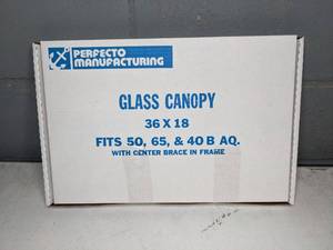 lot 1404 image: NEW Perfecto Manufacturing Aquarium Glass Canopy