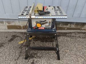lot 20 image: Ryobi 10 Table Saw