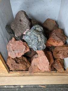 lot 1380 image: Collection of Orange-Red Rocks