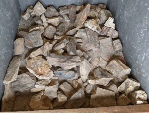 lot 1509 image: Collection of Small Rocks