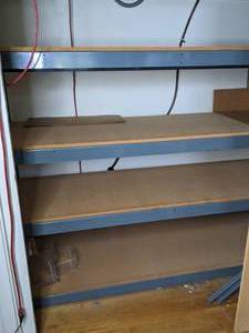 lot 1511 image: Large Metal Shelving Unit with Wood Shelf Toppers