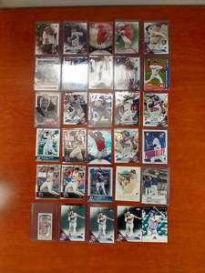 30 Twins Rookie Cards - BerriosSanoKepler