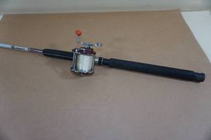 lot 233 image: Ocean City Muskie Rod with Penn Peer 209 Reel