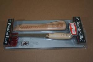 lot 251 image: NEW Rapala 6 Finlander Fillet Knife
