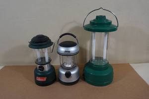 lot 287 image: Battery Powered Camping Lanterns