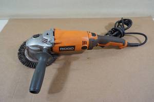 lot 109 image: Ridgid R1020 7 13 Amp Corded Grinder