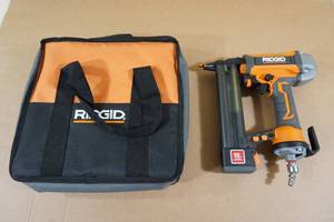 lot 114 image: Ridgid R150FSF 18 Gauge Narrow Crown Finish Stapler