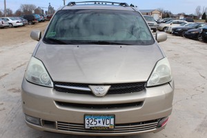 2004 TOYOTA SIENNA FWD MINIVAN XLE LTD