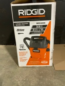 RIDGID 3 Gal. 3.5-Peak HP Portable WetDry Shop Vacuum with Built-in Dust Pan, Filter, Expandable Hose and Car Nozzle. See Pictures