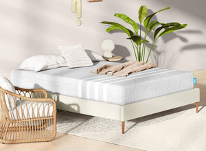Brand New Leesa Original 10 Cooling Memory Foam King Mattress
