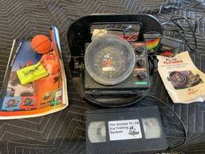 lot 62 image: Vexler Fish Finder FL-18
