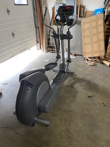 Life Fitness 91xi Elliptical Cross Trainer