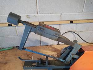 lot 429 image: Electric Hack Saw