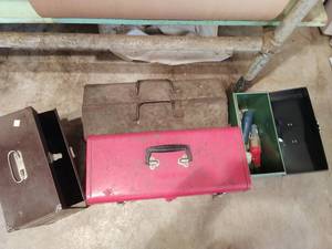 lot 435 image: Toolboxes