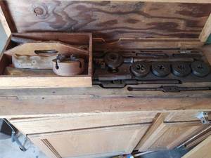 lot 444 image: Tap & Die Kit