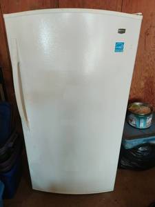 lot 447 image: Upright Freezer