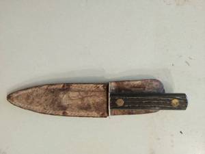 lot 449 image: Knife