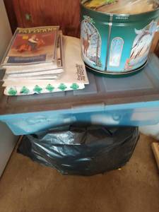 lot 452 image: Crafting Supplies