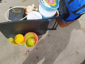 lot 483 image: Picnic Gear
