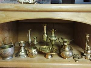 lot 74 image: Collection of Brass Dcor