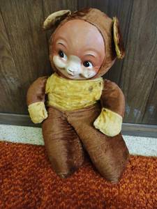 lot 79 image: Old Stuffed Teddy Bear