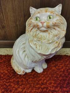 lot 86 image: Vintage Cat Statue